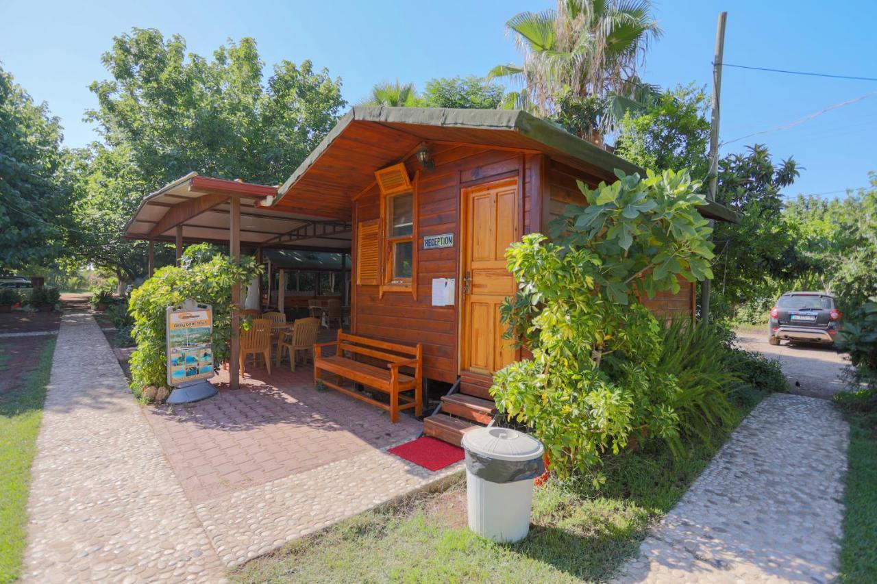 Ugur Pansiyon Bungalows Çıralı Exterior foto