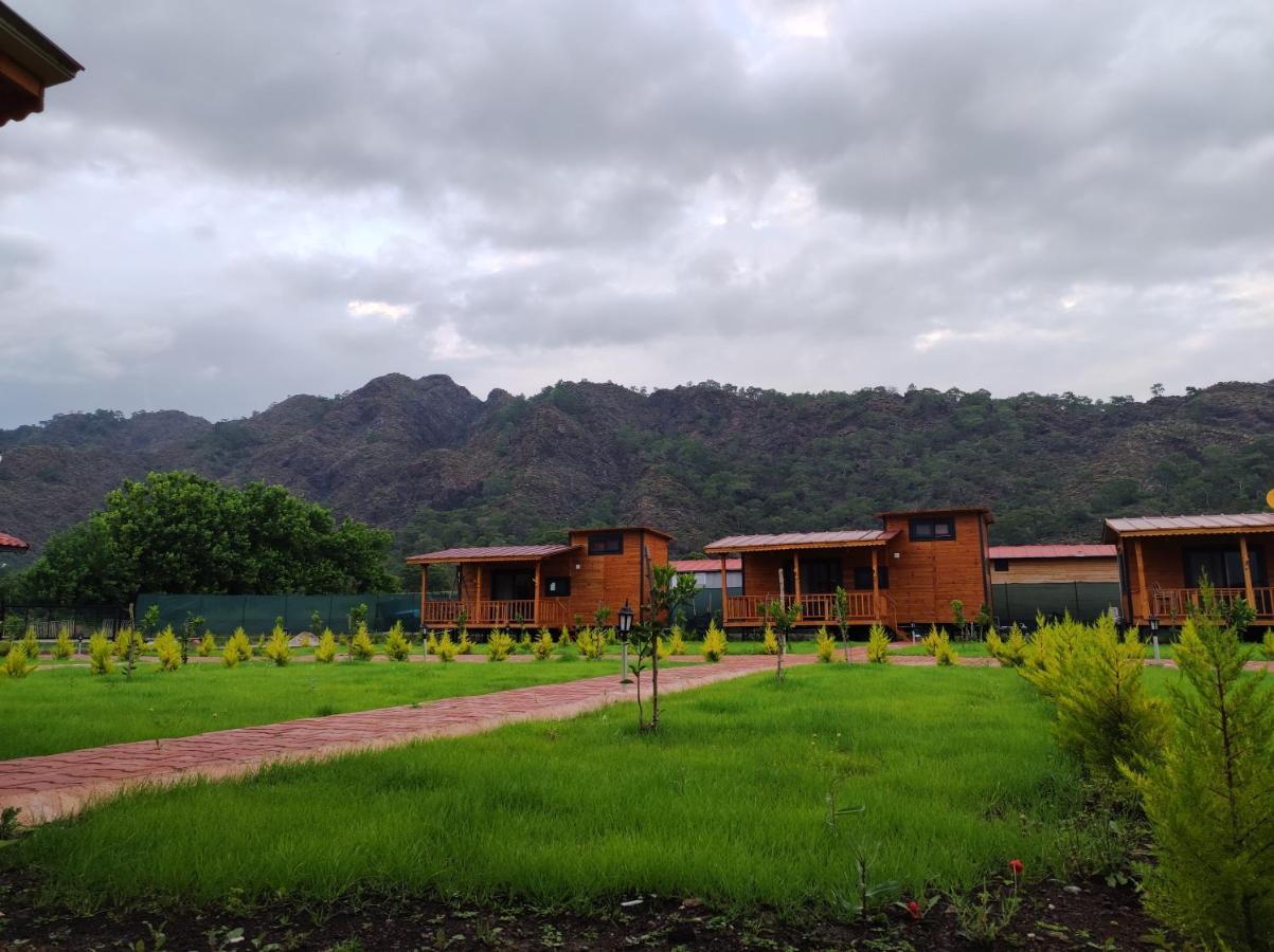 Ugur Pansiyon Bungalows Çıralı Exterior foto